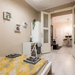 Roomback - 2br With Ac Near Deak Ter Apartamento