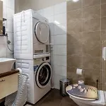 Apartamento Roomback - 2br With Ac Near Deak Ter *