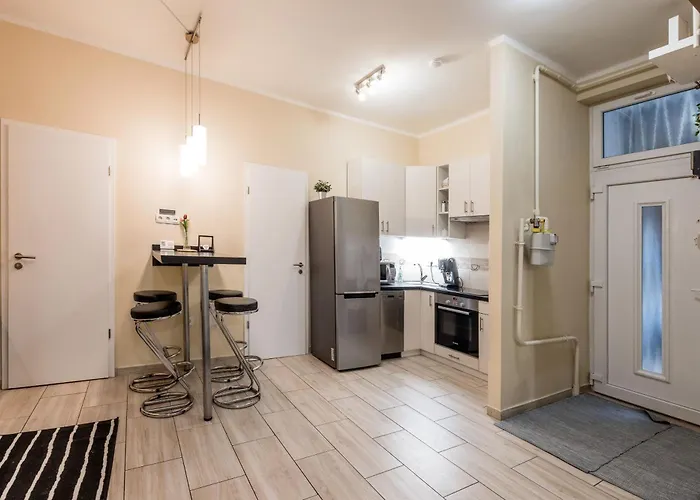 Roomback - 2br With Ac Near Deak Ter Lägenhet Budapest